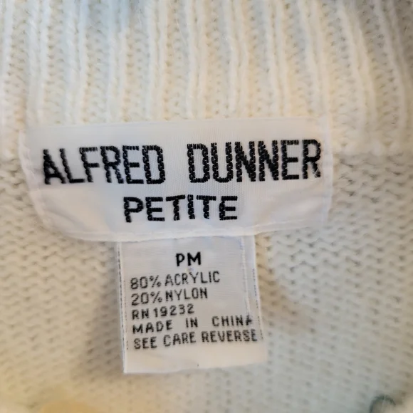 Vintage Alfred Dunner Floral Embroidered Acrylic Knit Sweater - Picture 4 of 5
